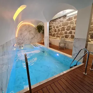 3* Casa de hóspedes Bemyguest - Loft Jardim Mães Charming